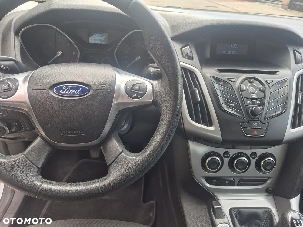Ford Focus 1.6 TDCi Edition - 11