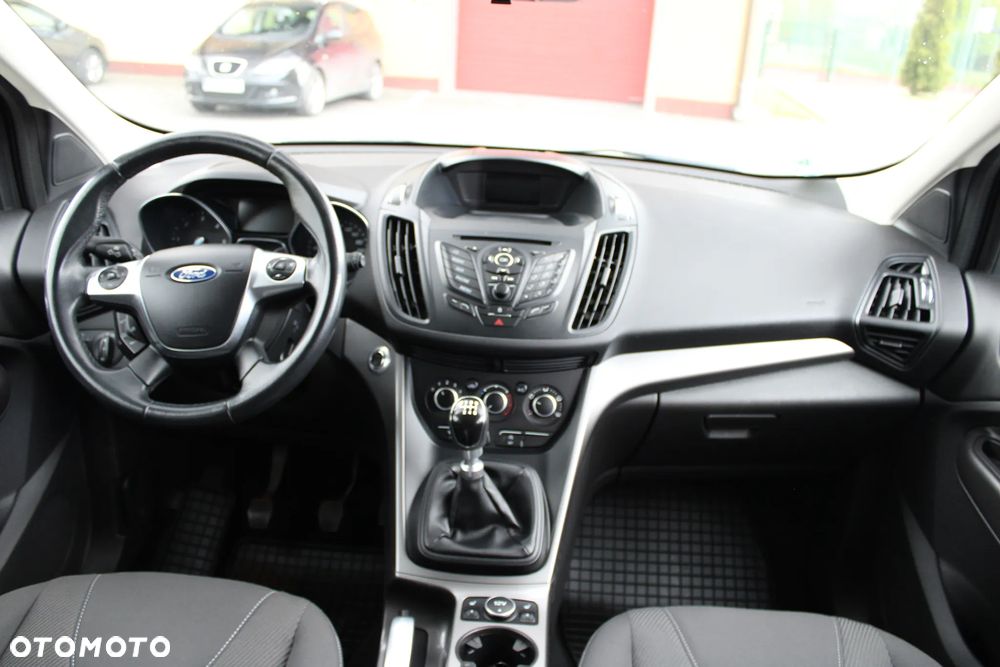 Ford Kuga 2.0 TDCi 4x4 Trend - 25