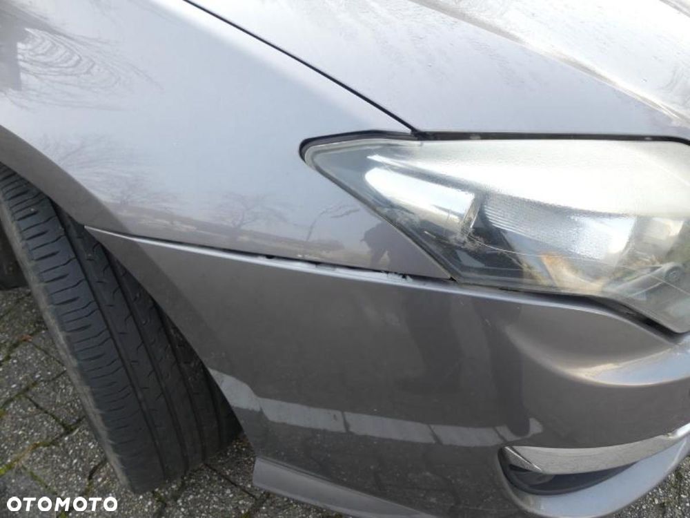 Renault Laguna dCi 175 FAP GT - 6