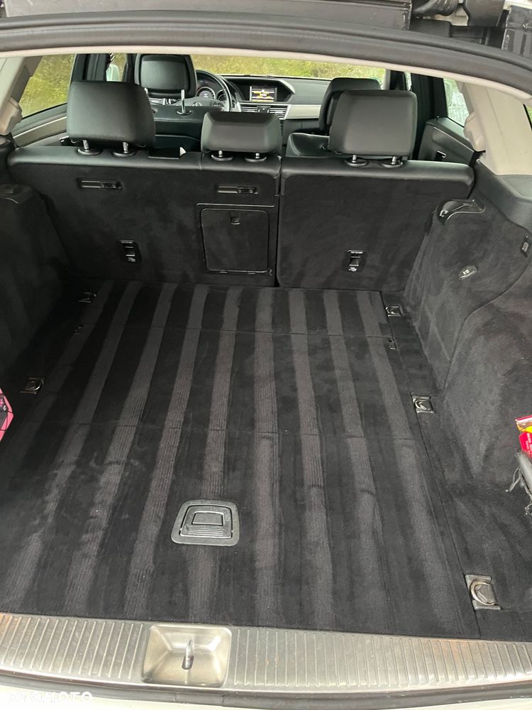 Mercedes-Benz Klasa E 200 CGI BlueEFFICIENCY Automatik - 11