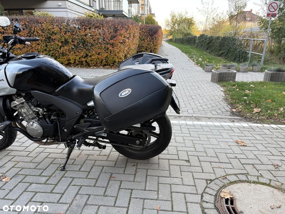 Honda CBF - 23