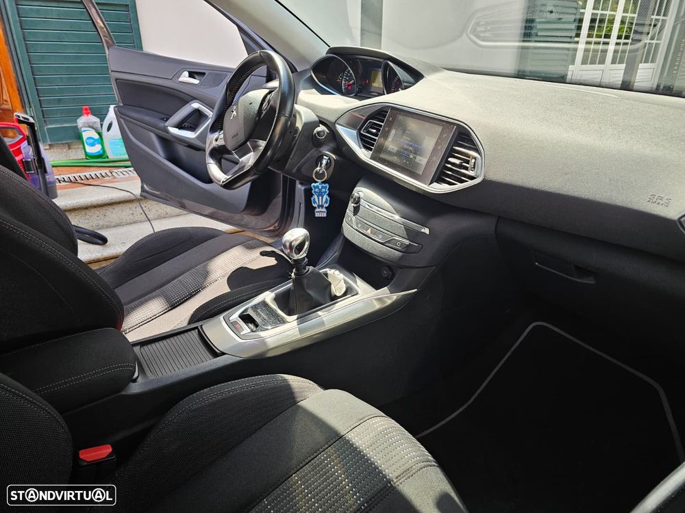 Peugeot 308 SW BlueHDi 120 Stop & Start Allure - 6