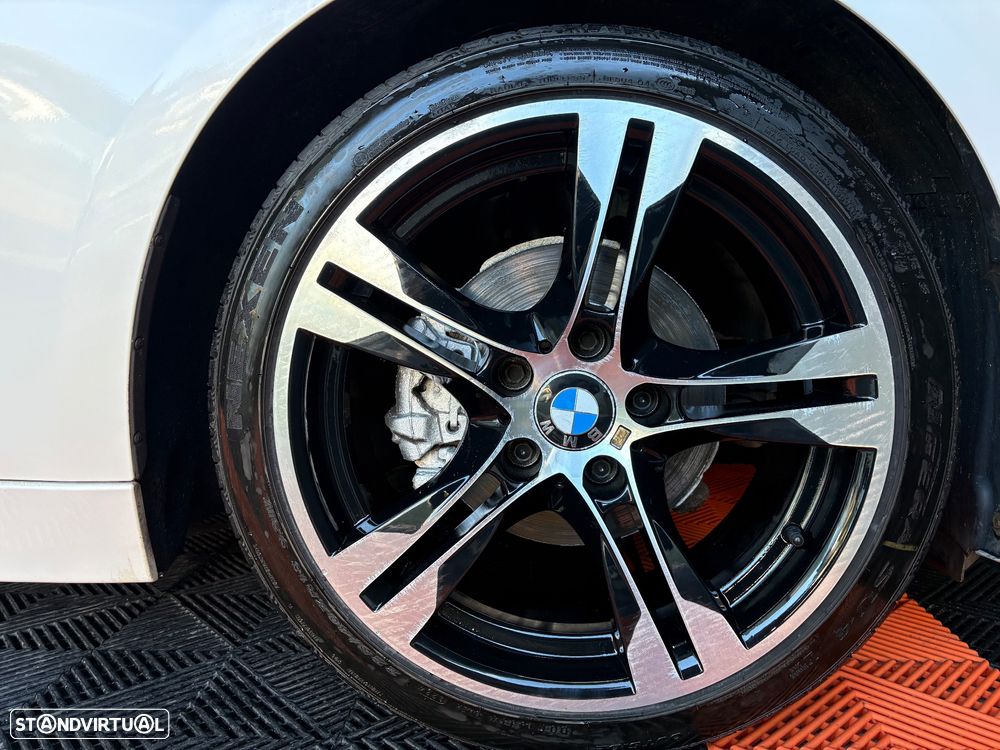 BMW 320 d Efficient Dynamic Edition Modern Line - 4