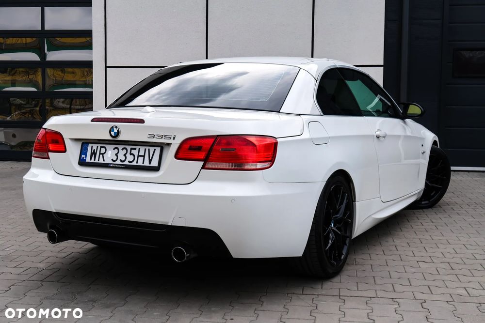 BMW Seria 3 335i - 16