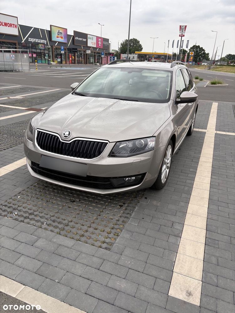 Skoda Octavia 2.0 TDI Elegance DSG - 1