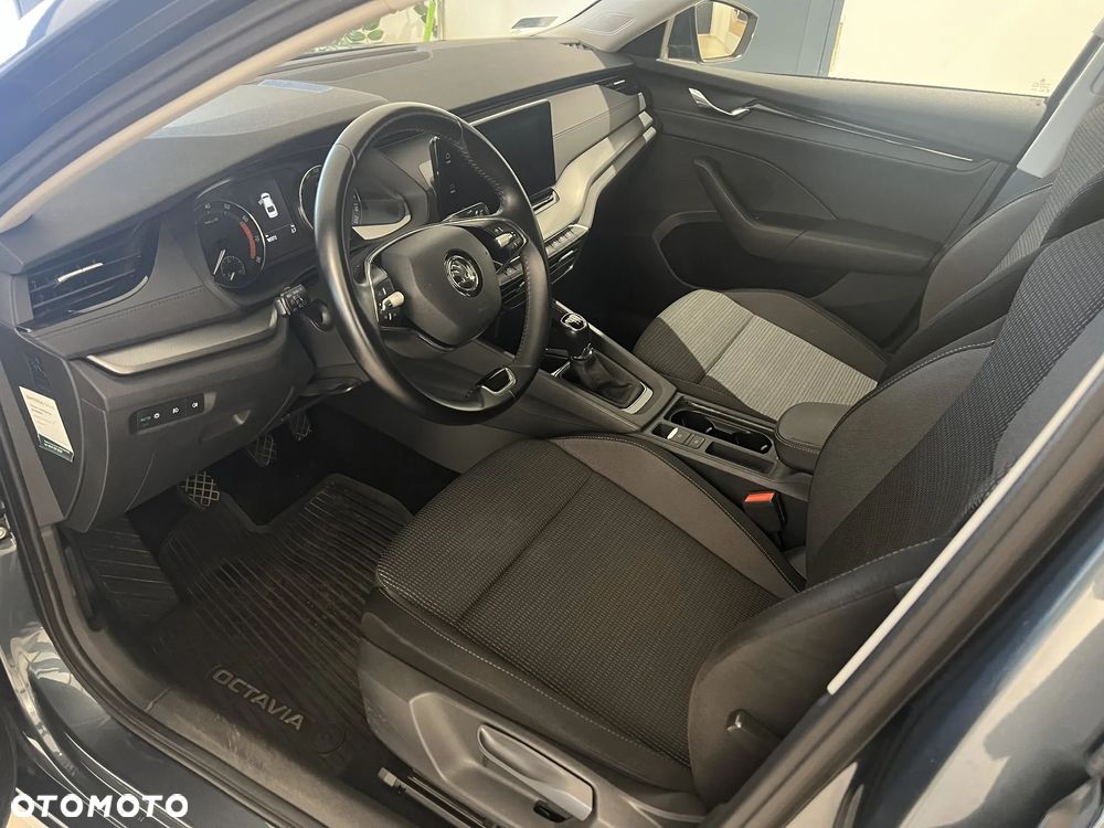 Skoda Octavia 1.5 TSI ACT Ambition - 8