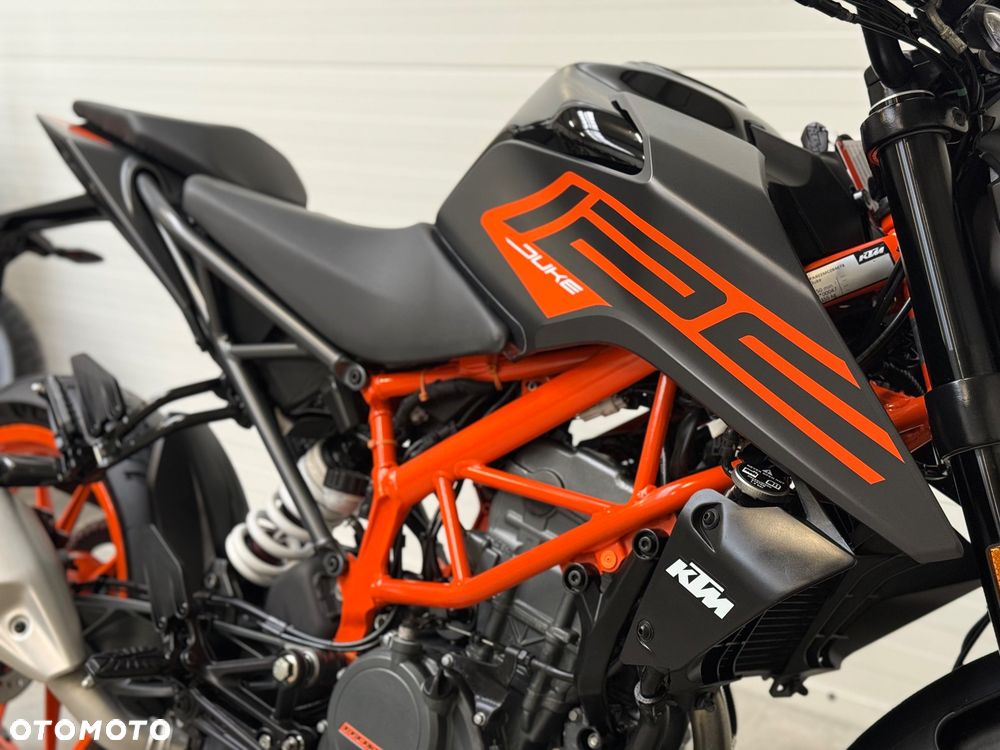 KTM Duke - 16