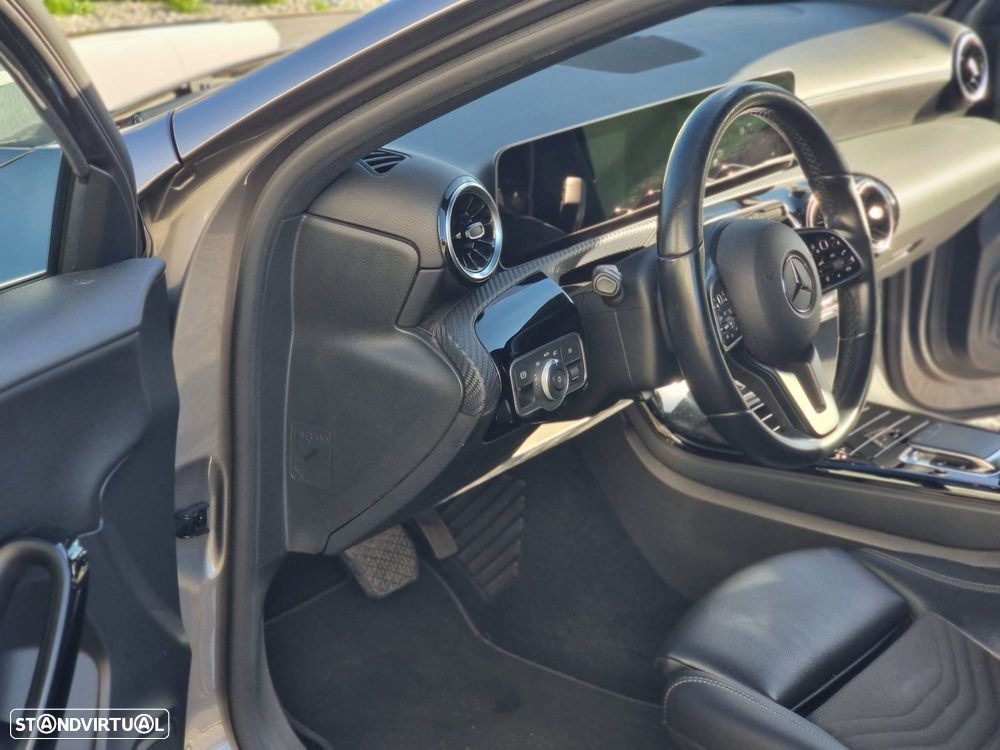 Mercedes-Benz A 180 d Style Plus Aut. - 2