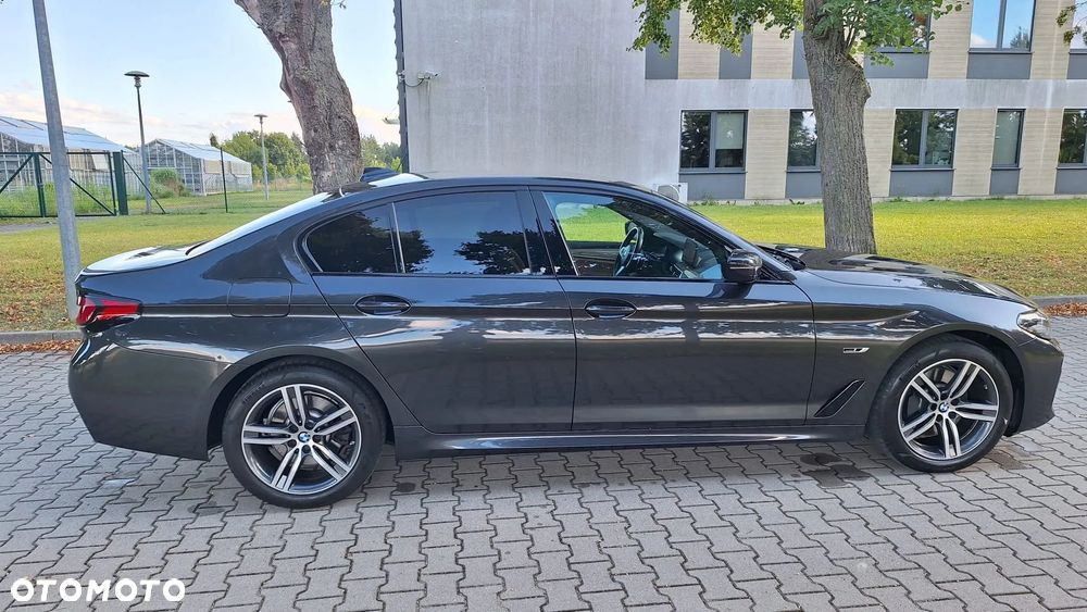 BMW Seria 5 520e M Sport sport - 4
