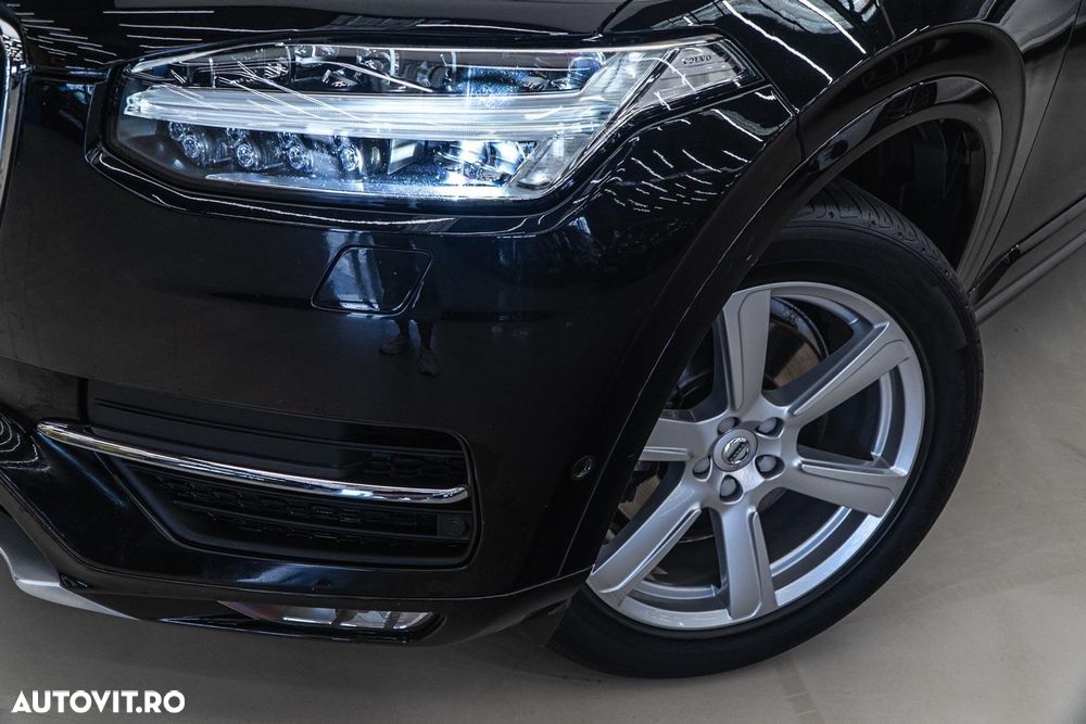 Volvo XC 90 D5 AWD Momentum - 35
