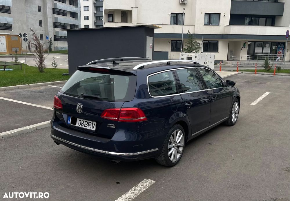Volkswagen Passat Variant 2.0 TDI 4Motion DPF DSG Highline - 4