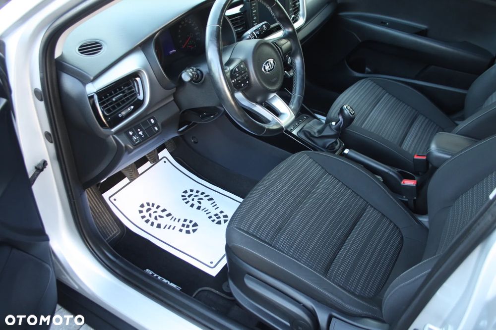 Kia Stonic 1.0 T-GDI 120 Spirit - 8