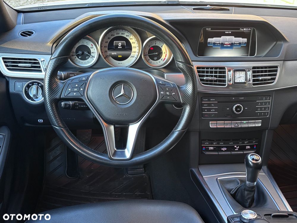 Mercedes-Benz Klasa E 220 BlueTEC - 19