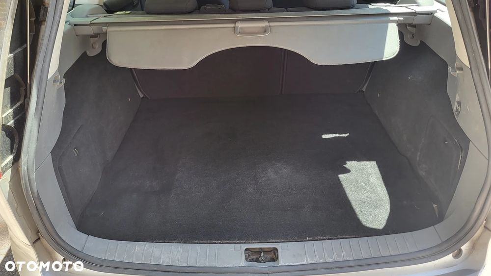 Ford Focus 1.8 TDCi Silver X - 13