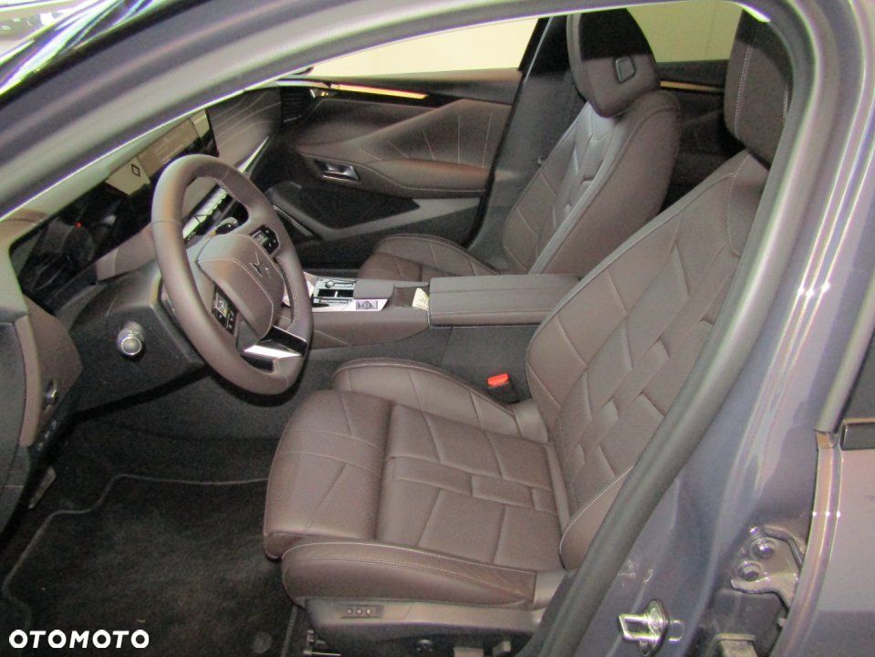 DS Automobiles DS 4 - 12