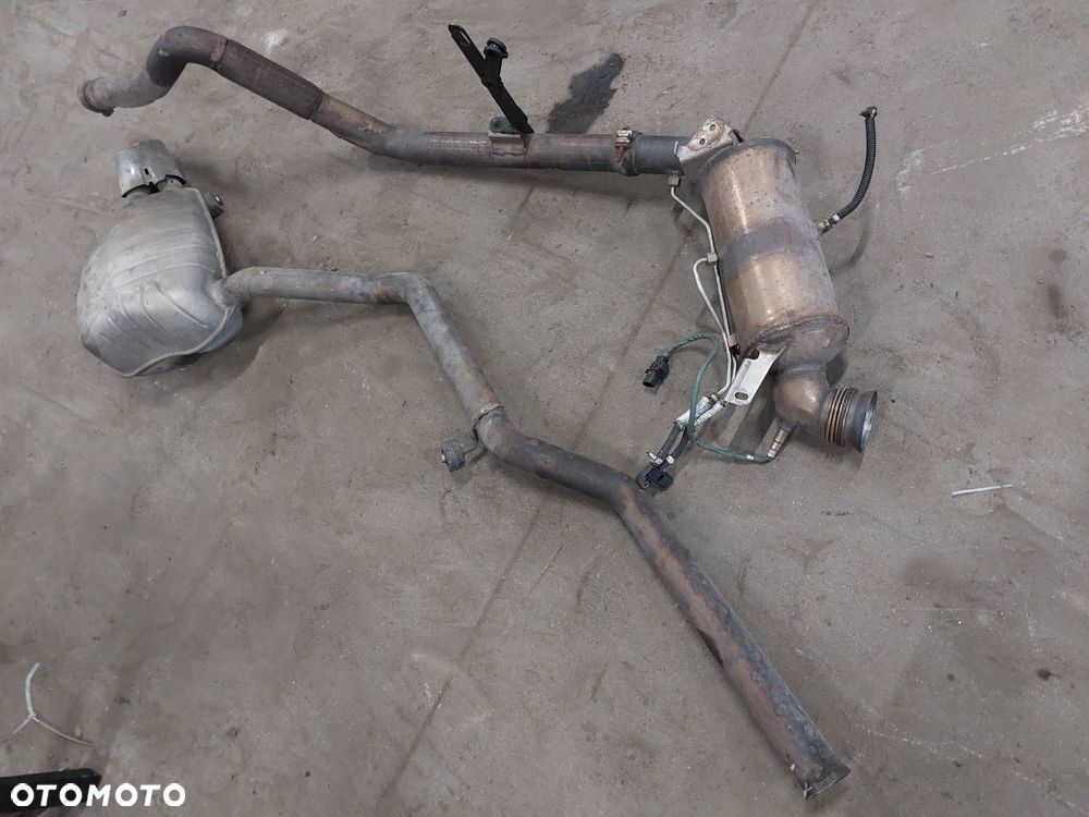 TŁUMIK WYDECH KATALIZATOR PUSTY MERCEDES C220 2.2 CDI 2044911601 2044901392 - 9