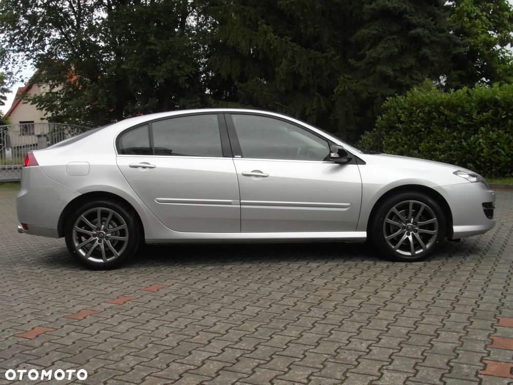 Renault Laguna ENERGY dCi 175 FAP Start & Stop GT - 3