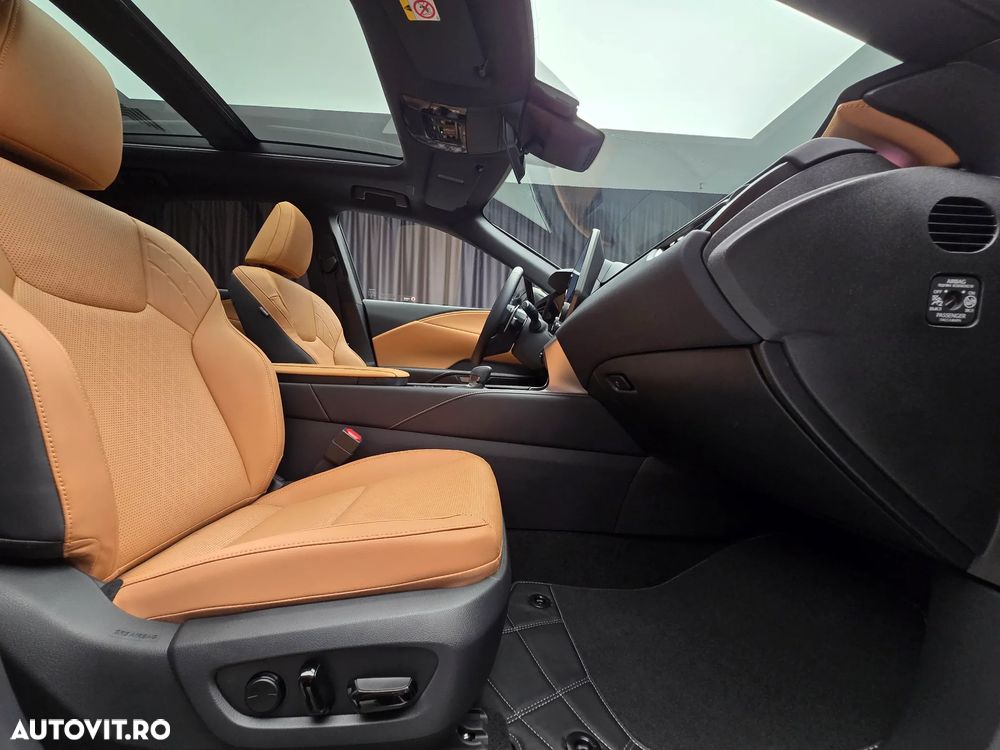 Lexus Seria RX 450h+ (Plug-in-Hybrid) F SPORT Design - 27