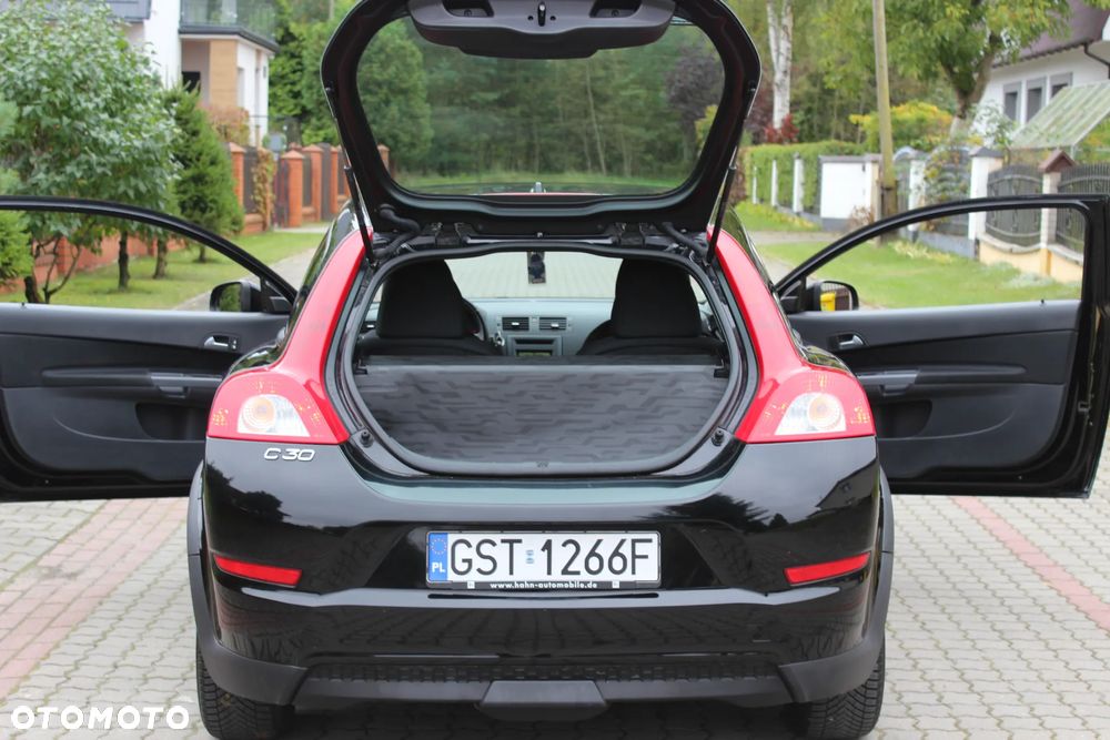 Volvo C30 D2 Summum - 29