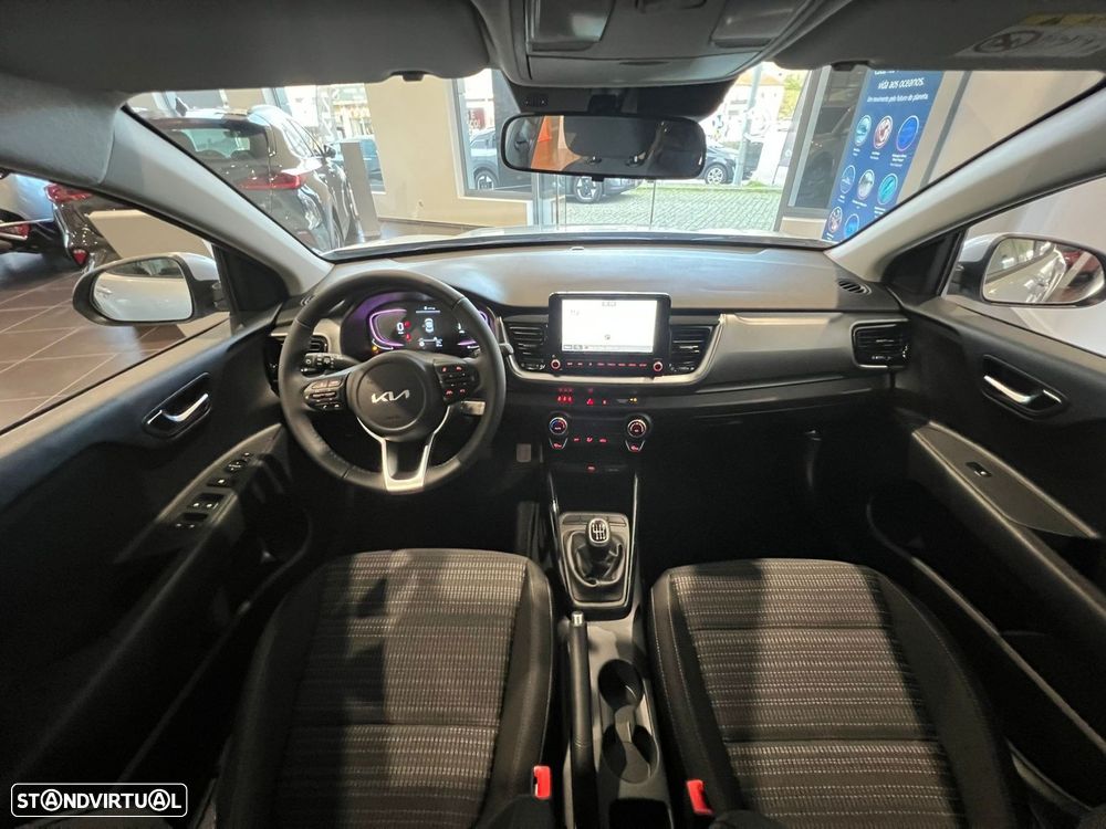 Kia Stonic 1.0 T-GDi Drive - 10