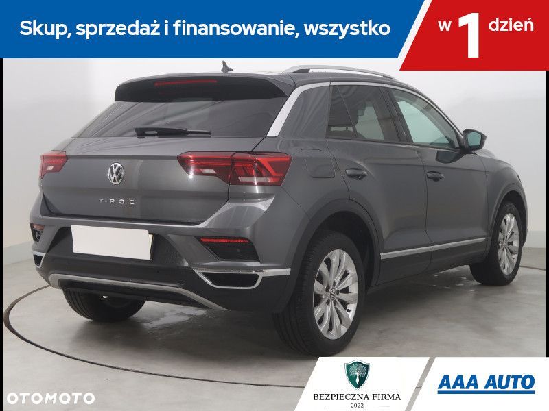 Volkswagen T-Roc - 6