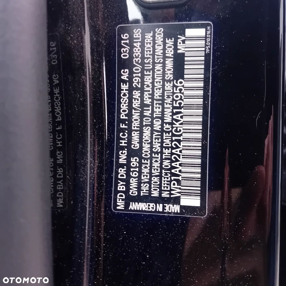 Porsche Cayenne - 12