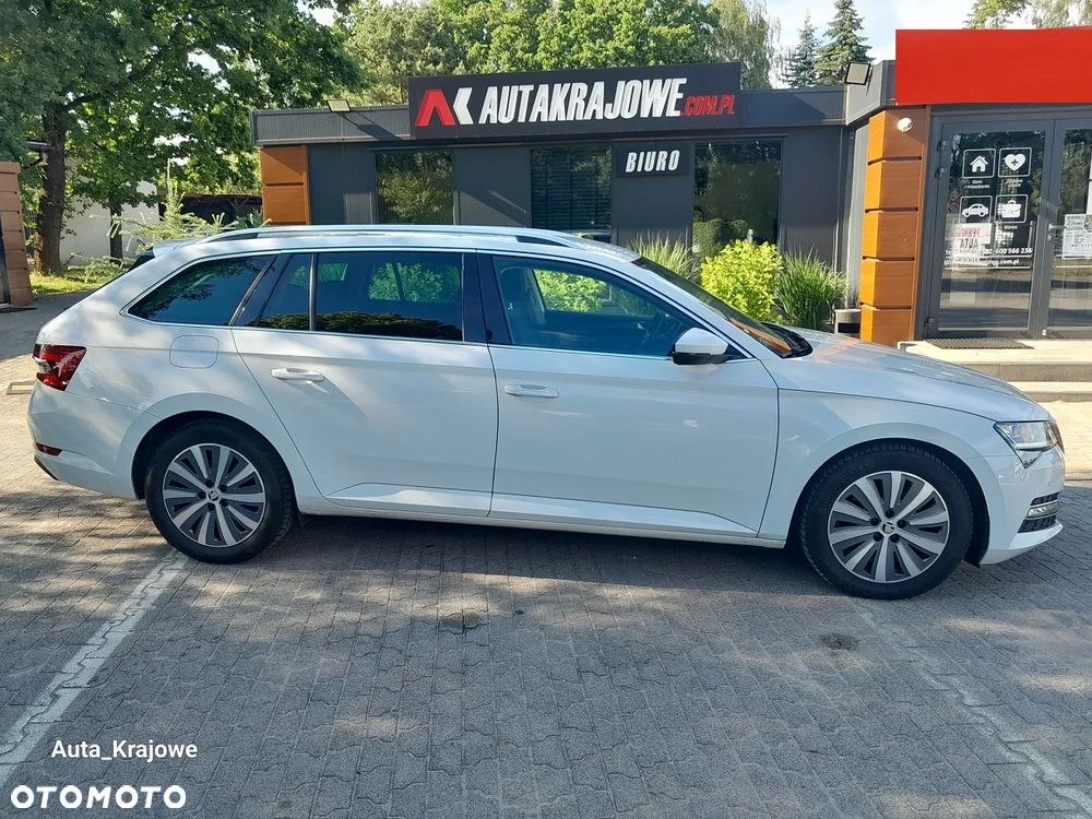 Skoda Superb 2.0 TDI SCR Style DSG - 9