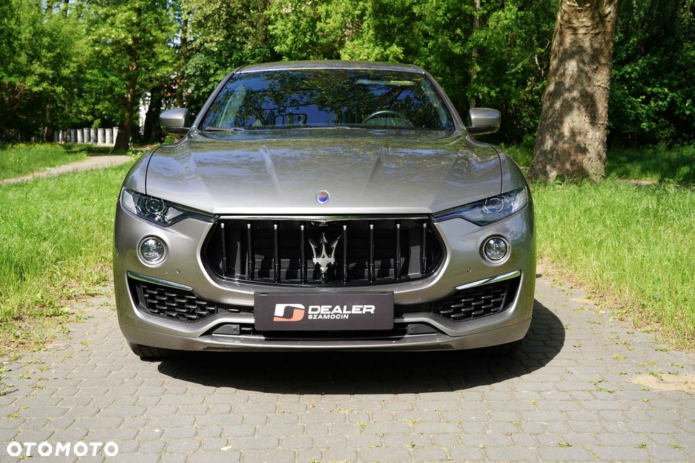 Maserati Levante - 3