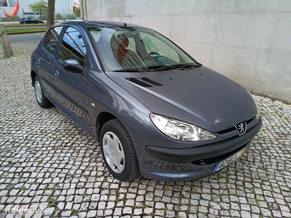 Peugeot 206 1.4 XT - 1