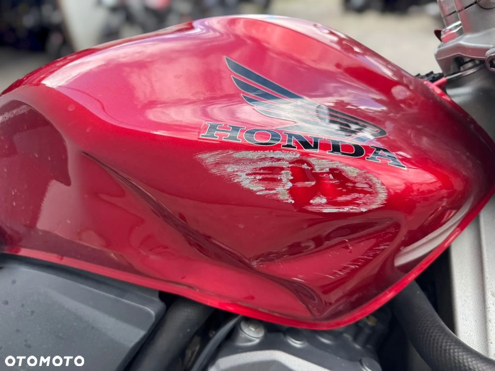 Honda Hornet - 11
