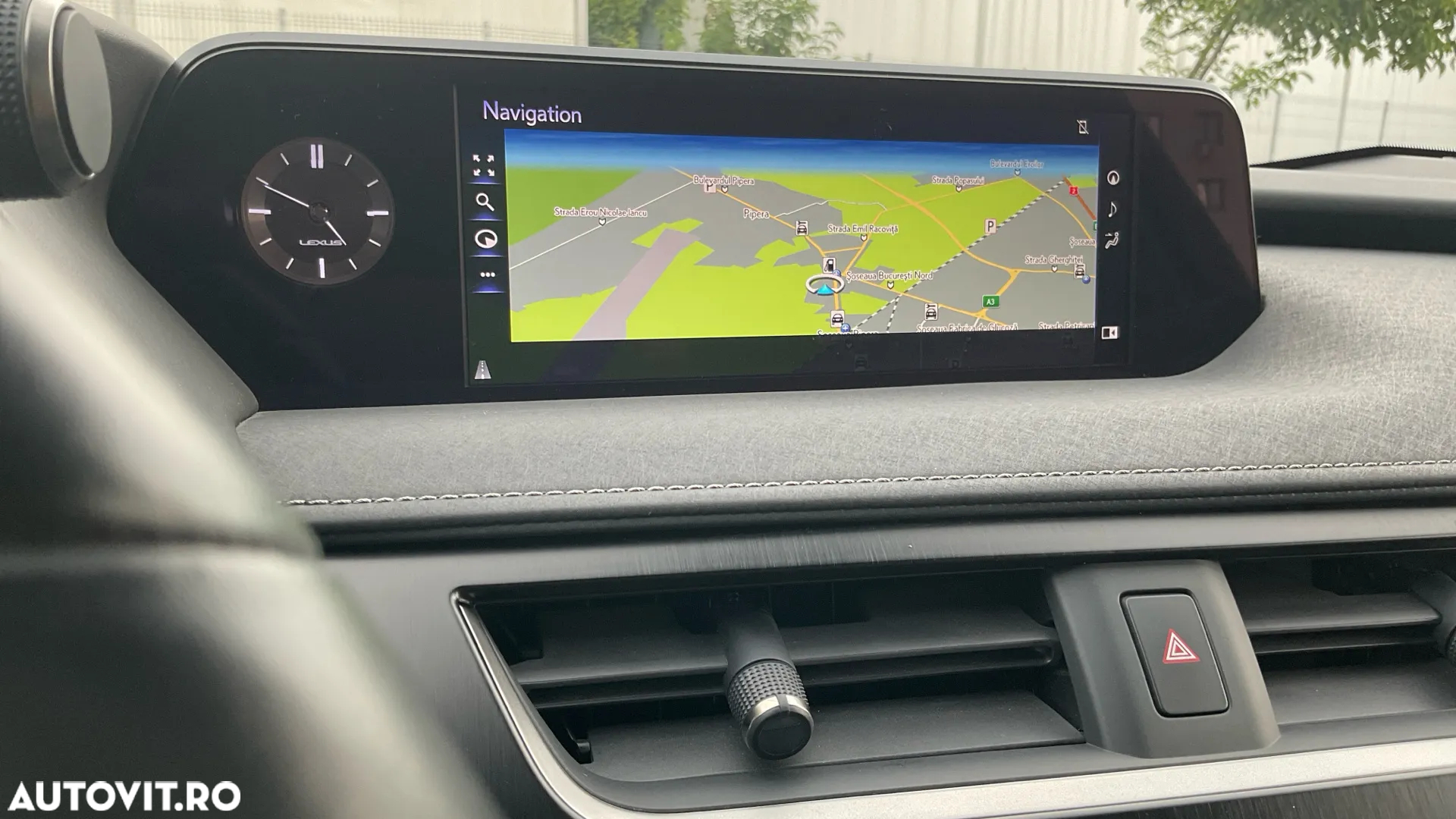 Lexus UX 300e Luxury - 25