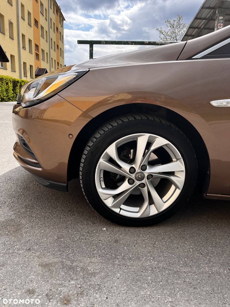 Opel Astra 1.4 T Elite S&S - 17