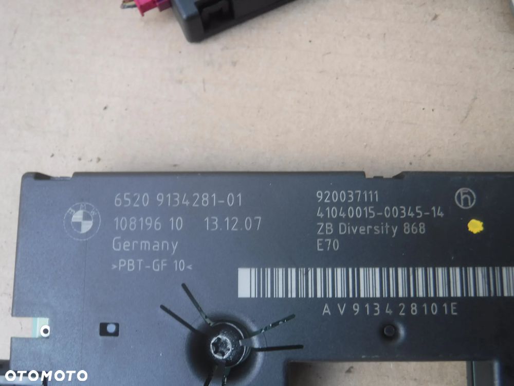 BMW X5 E70 X6 E71  modul wzmacniacz anteny 9123739 - 2