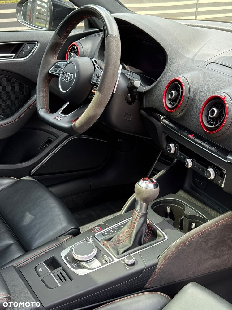 Audi RS3 Sportback 2.5 TFSI Quattro S tronic - 32