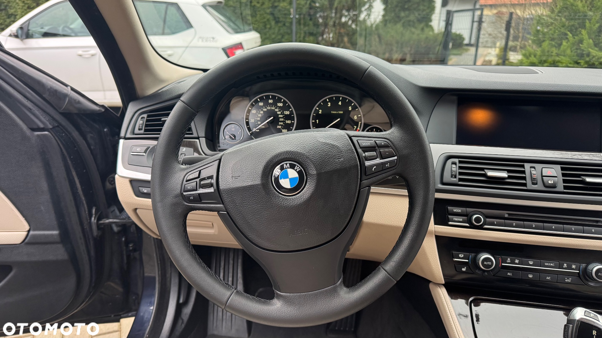BMW Seria 5 - 16