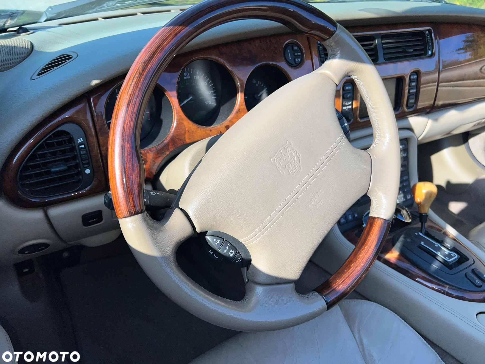 Jaguar XK8 4.0 - 8