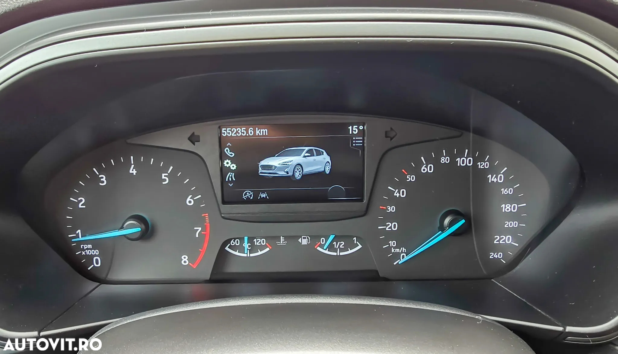 Ford Focus 1.0 EcoBoost Trend - 6