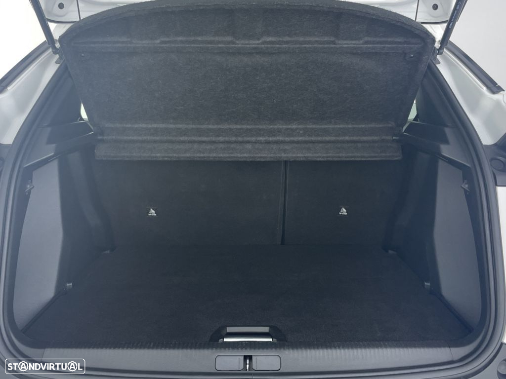 Peugeot 2008 1.2 PureTech Active Pack - 13