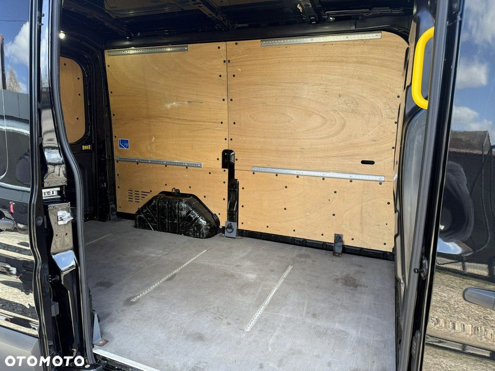 Ford Transit - 9
