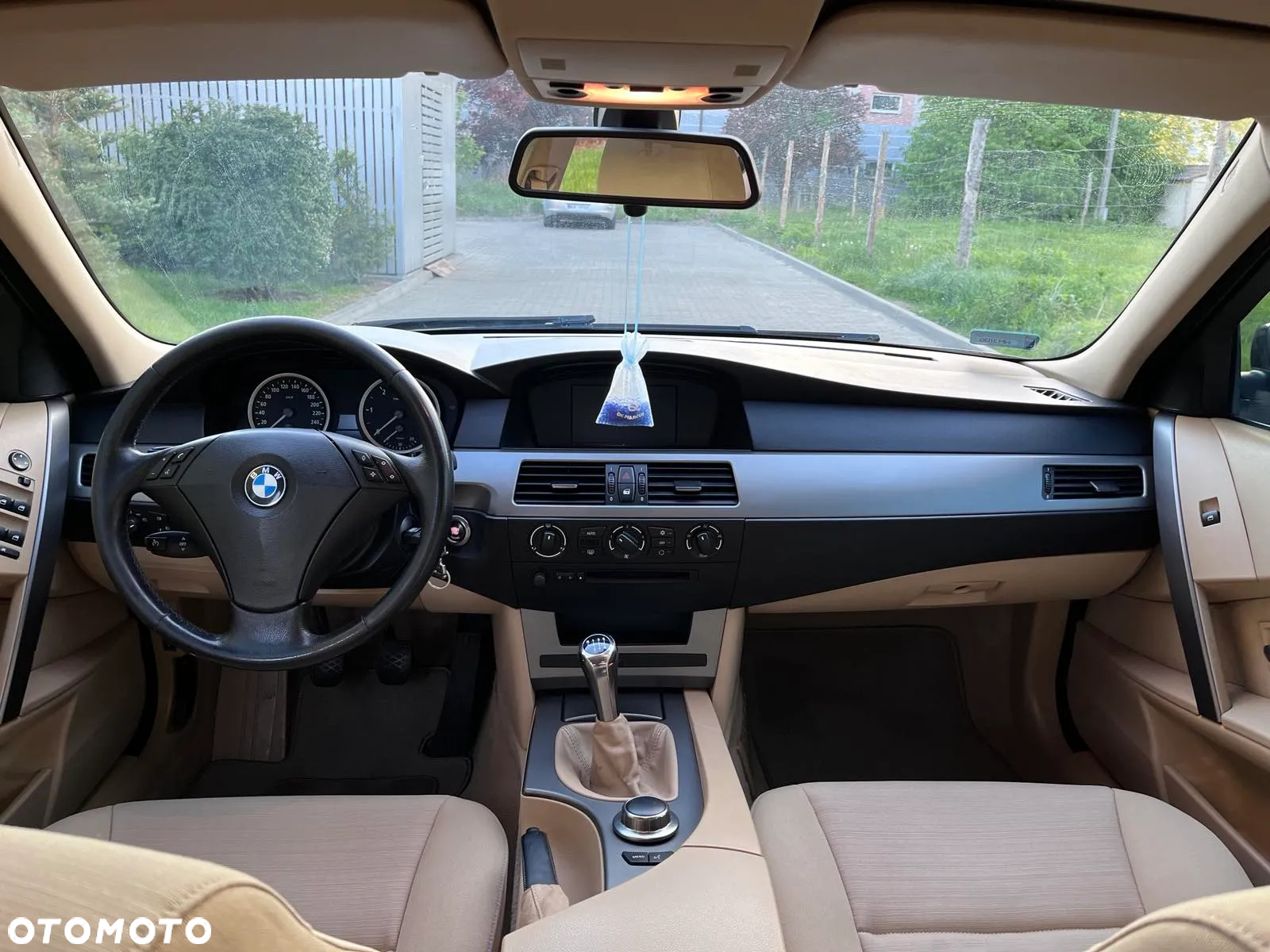 BMW Seria 5 520d - 13
