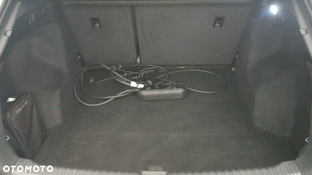 Audi Q4 e-tron - 18