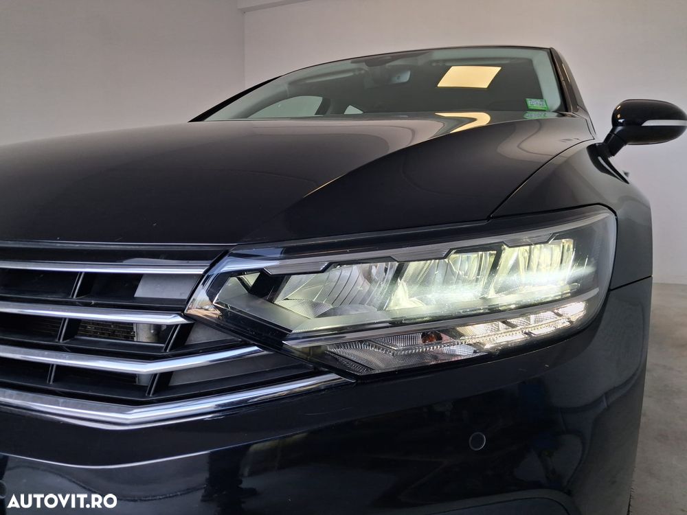 Volkswagen Passat - 28