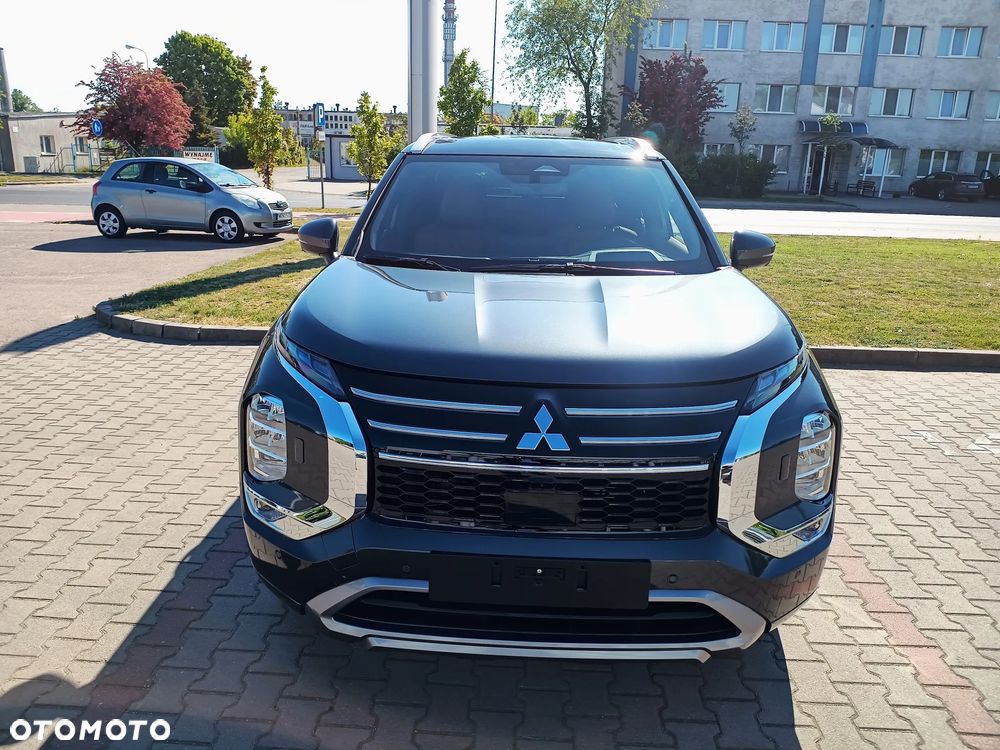 Mitsubishi Outlander Instyle - 2