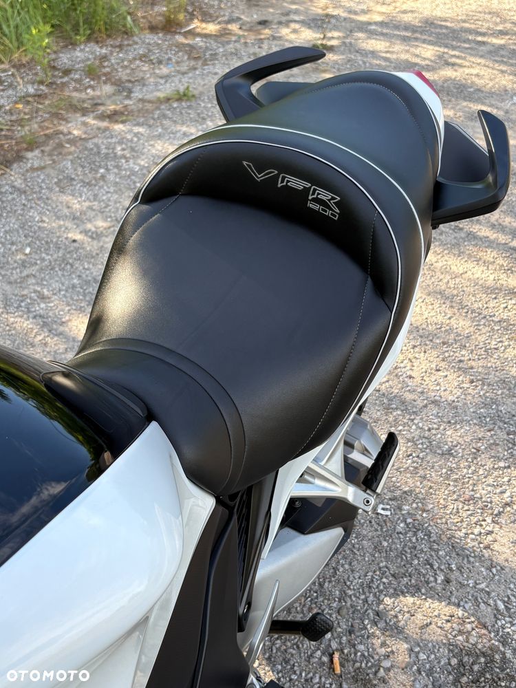 Honda VFR - 17