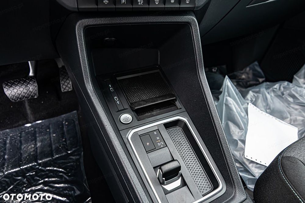 Ford Tourneo Connect - 11