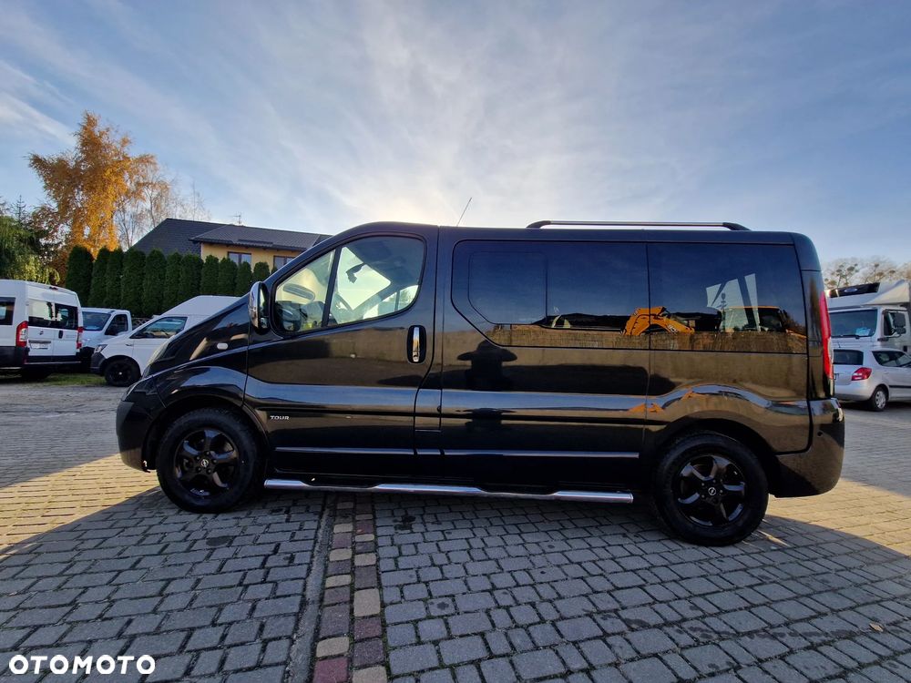Opel VIVARO TOUR COSMO MULTIVAN - 3