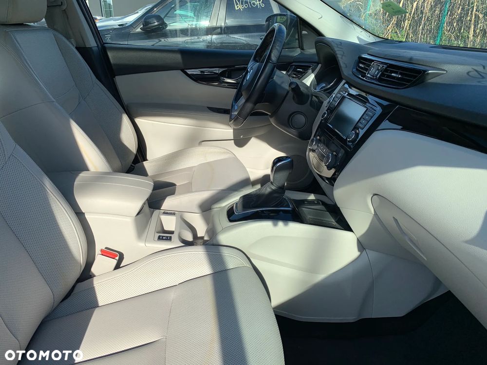 Nissan Qashqai - 21