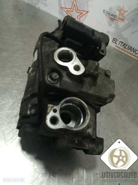 COMPRESSOR AR CONDICIONADO AUDI A4 AVANT 2005 - 1