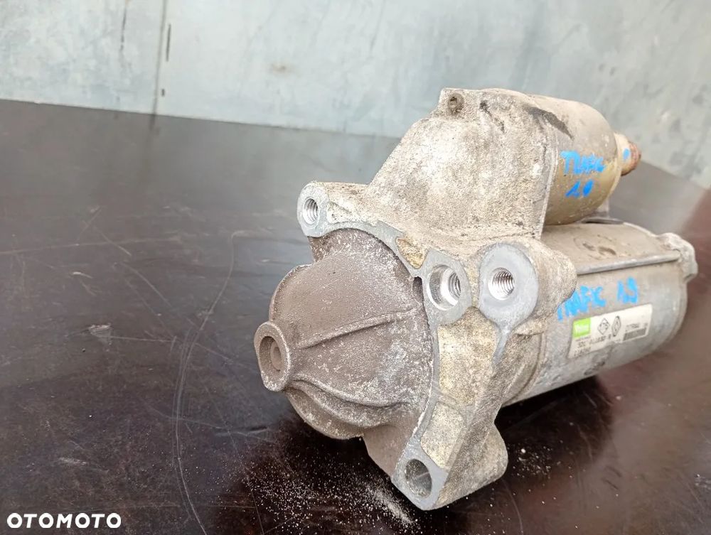 Rozrusznik Valeo Renault Trafic II Opel Vivaro A Nissan Primastar 1.9 DCI - 3