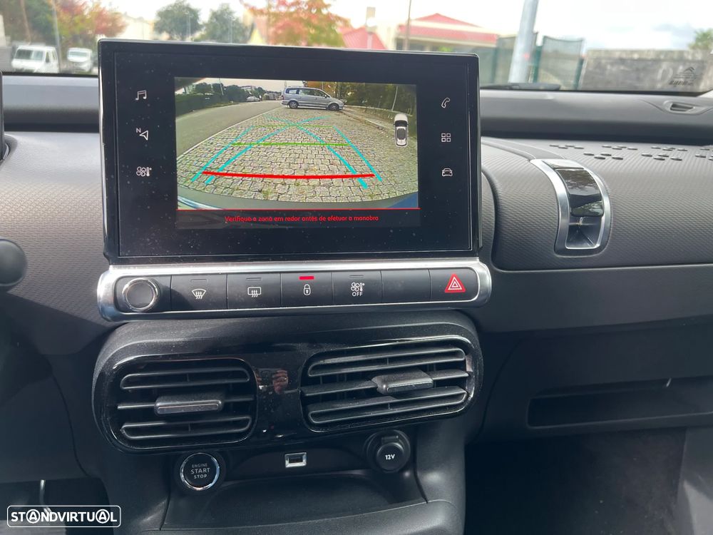 Citroën C4 Cactus 1.2 PureTech Shine EAT6 - 4